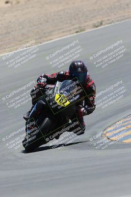 media/Apr-09-2023-SoCal Trackdays (Sun) [[333f347954]]/Turn 10 (115pm)/